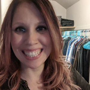 Meet your Posher, Laura